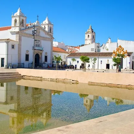 With 2 Bedrooms In Portimao, With Wonderful View, Pool Apartment Portimao
